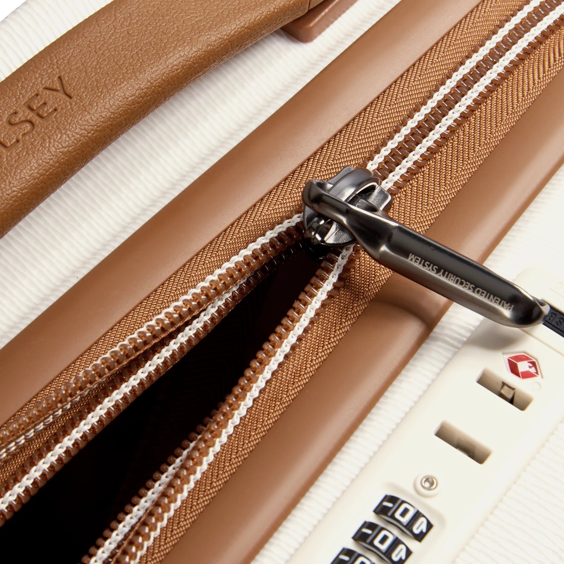 Chatelet Air 2.0 70cm Large Check In