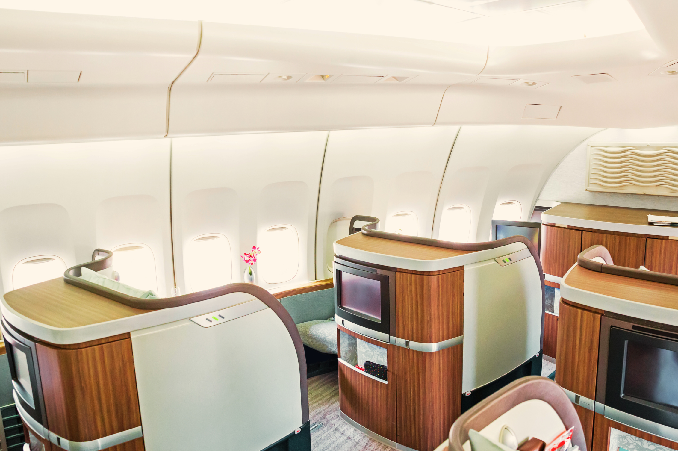 Unlock the Secrets to Scoring a Flight Upgrade!