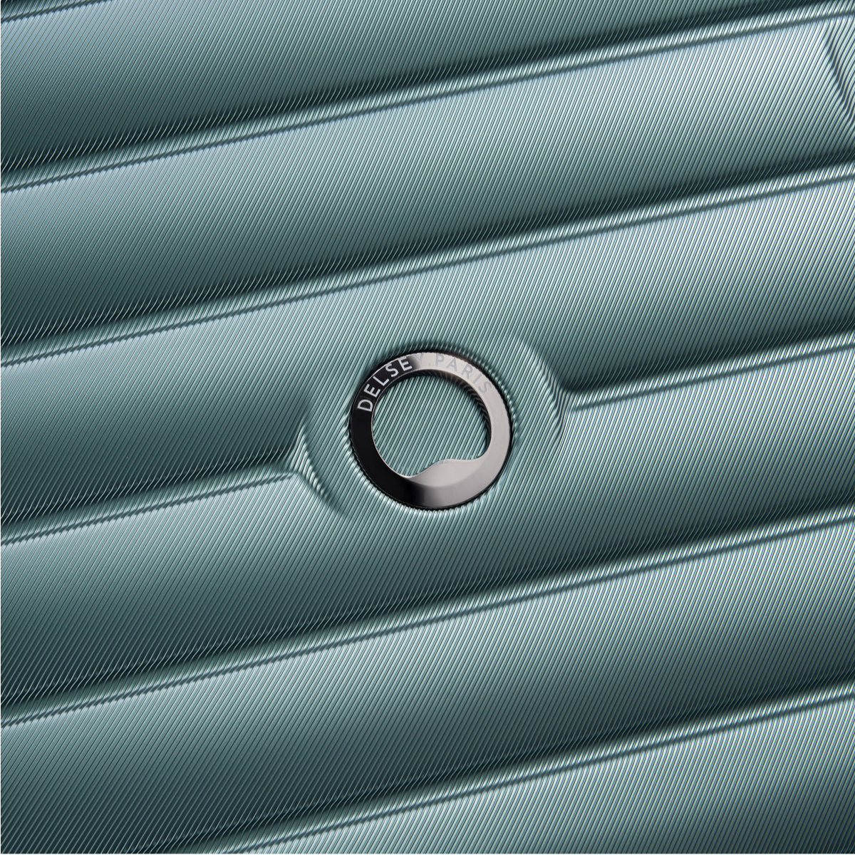 Shadow 5.0 Expandable Travel Sets