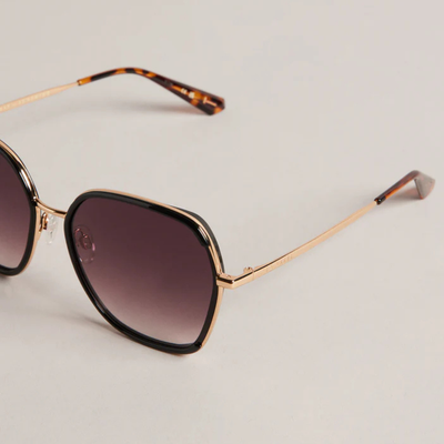 Dellilo Oversized TB1637