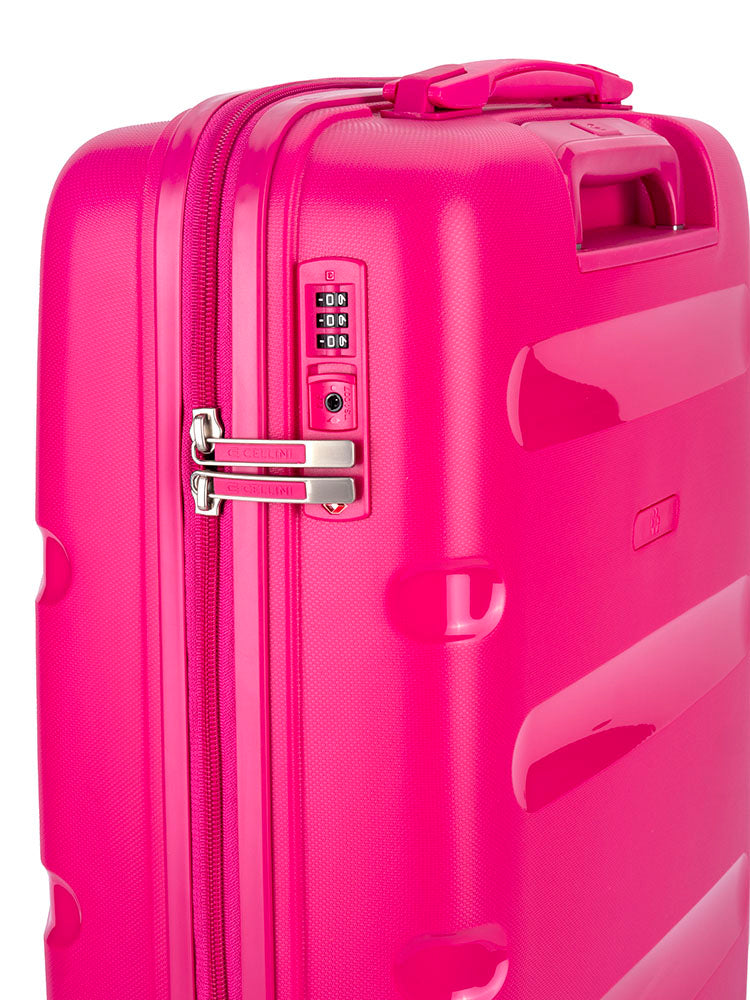 Cruze Travel Sets