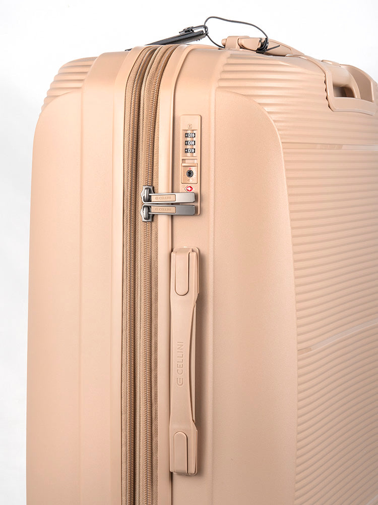 Qwest Luggage Travel Sets