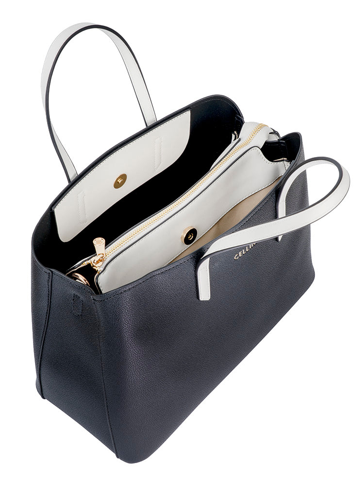 Amelia Shopper