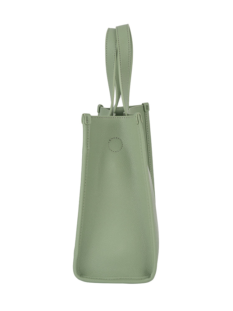 Cut Out Shopper