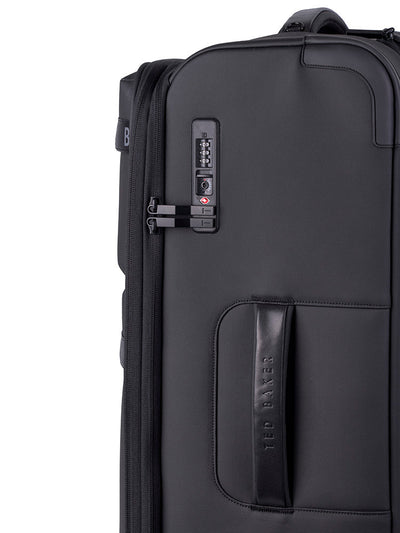 Quantum 71cm Medium Check In