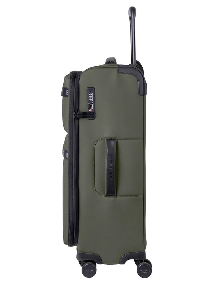 Quantum 71cm Medium Check In