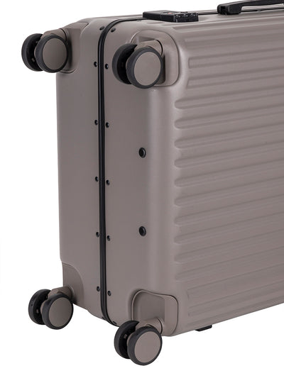 Knox 65cm Medium Check-In