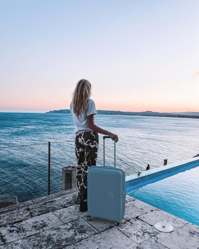 Soundbox 77cm Expandable Large Check-In