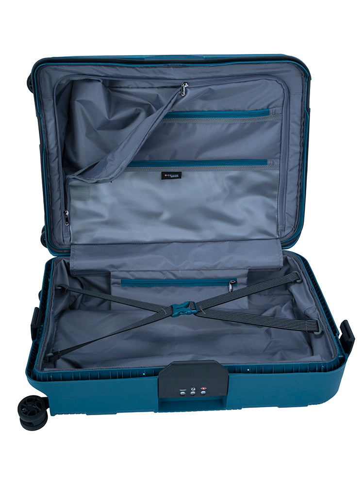 Safetech 65cm Medium Check-In